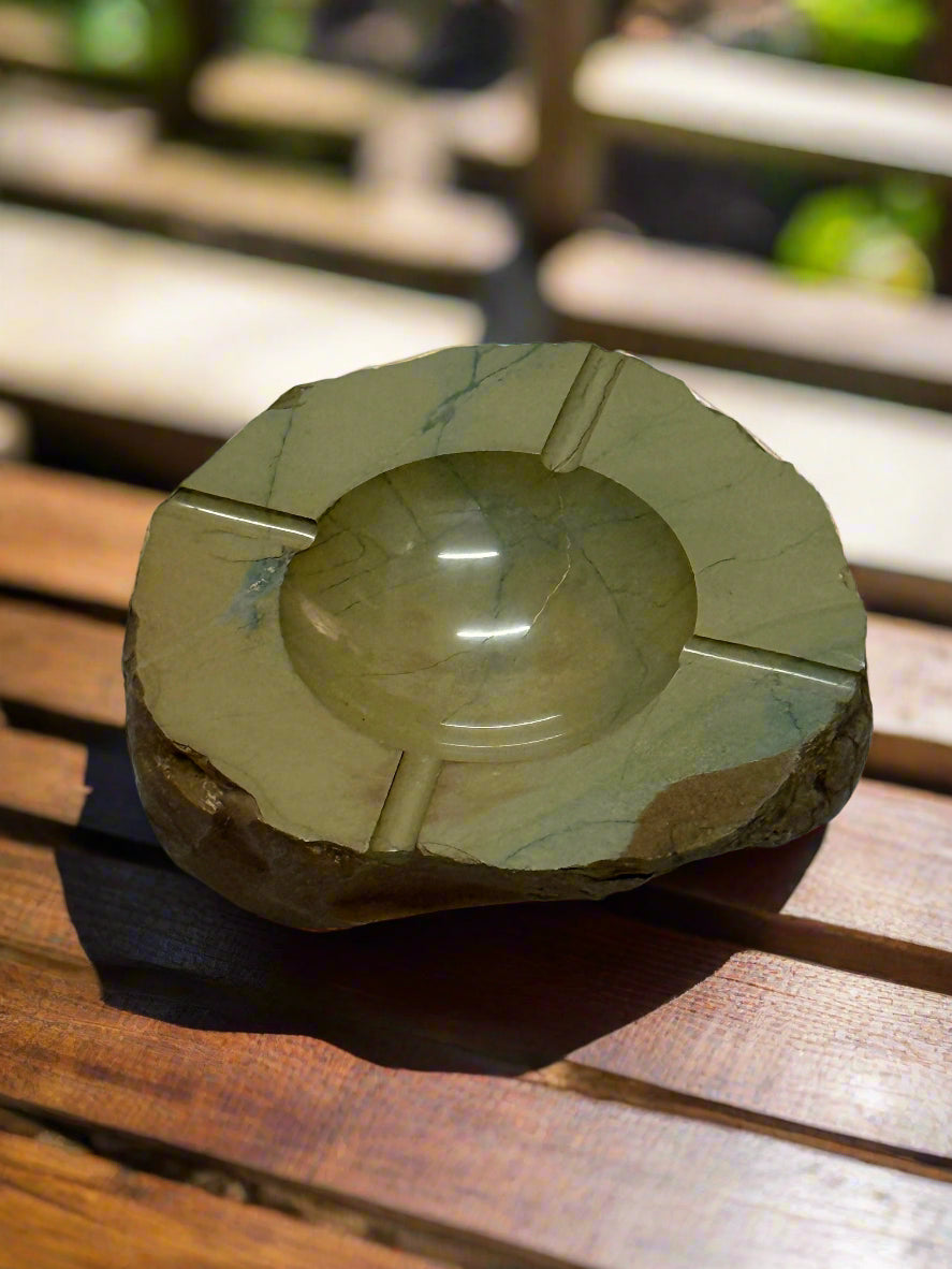 Ashtray - four cigarette holder