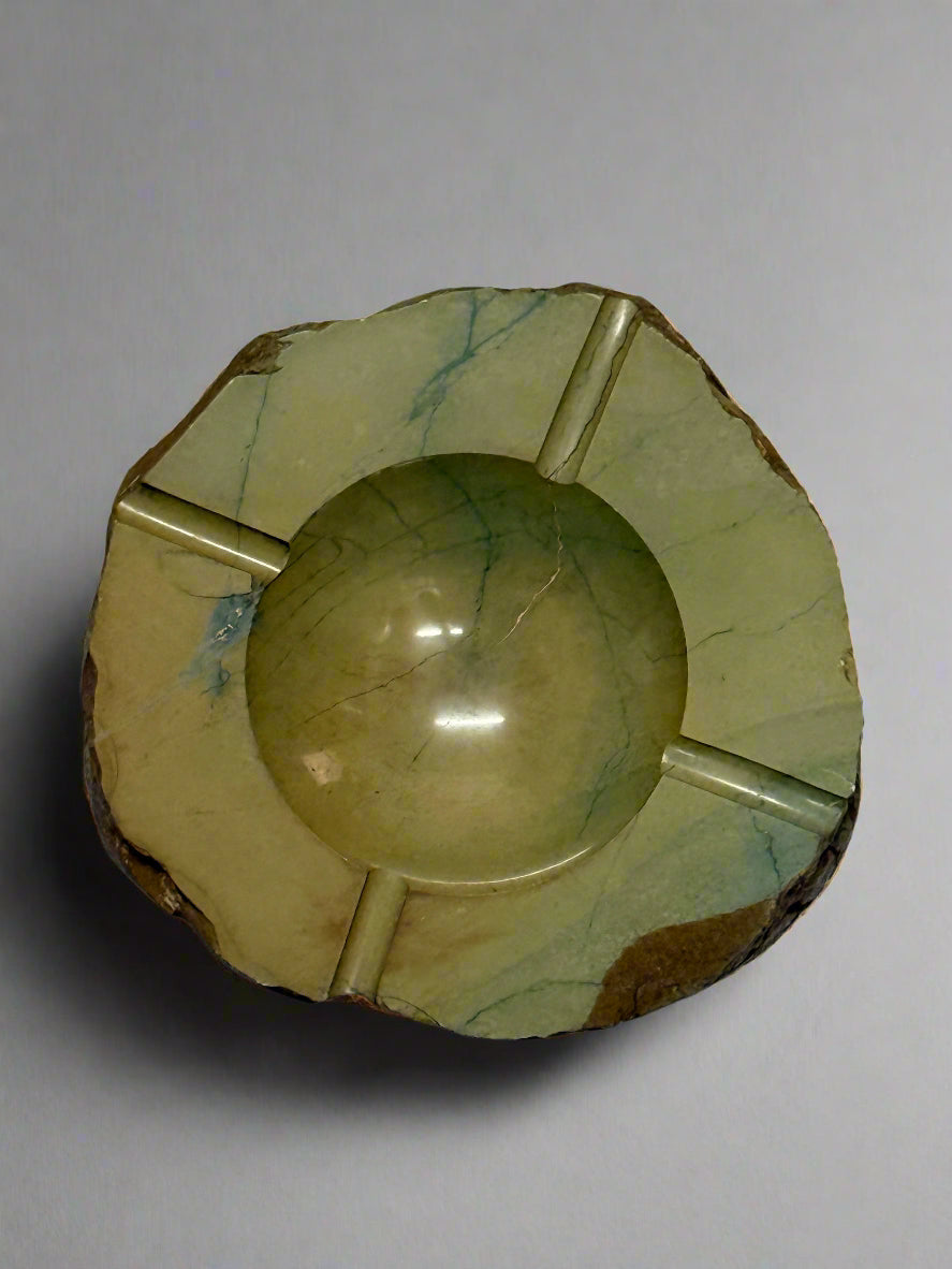 Ashtray - four cigarette holder