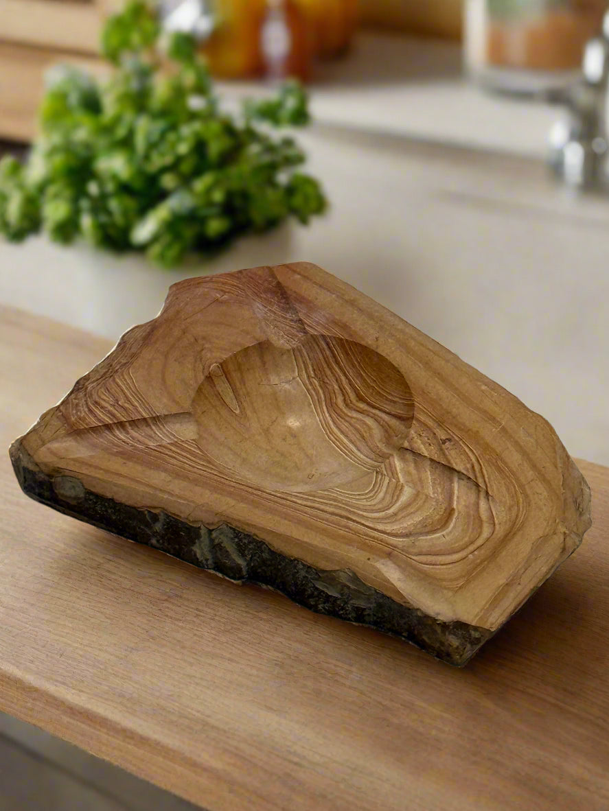 Handcrafted Agate Stone Ashtray – Unique & Stylish