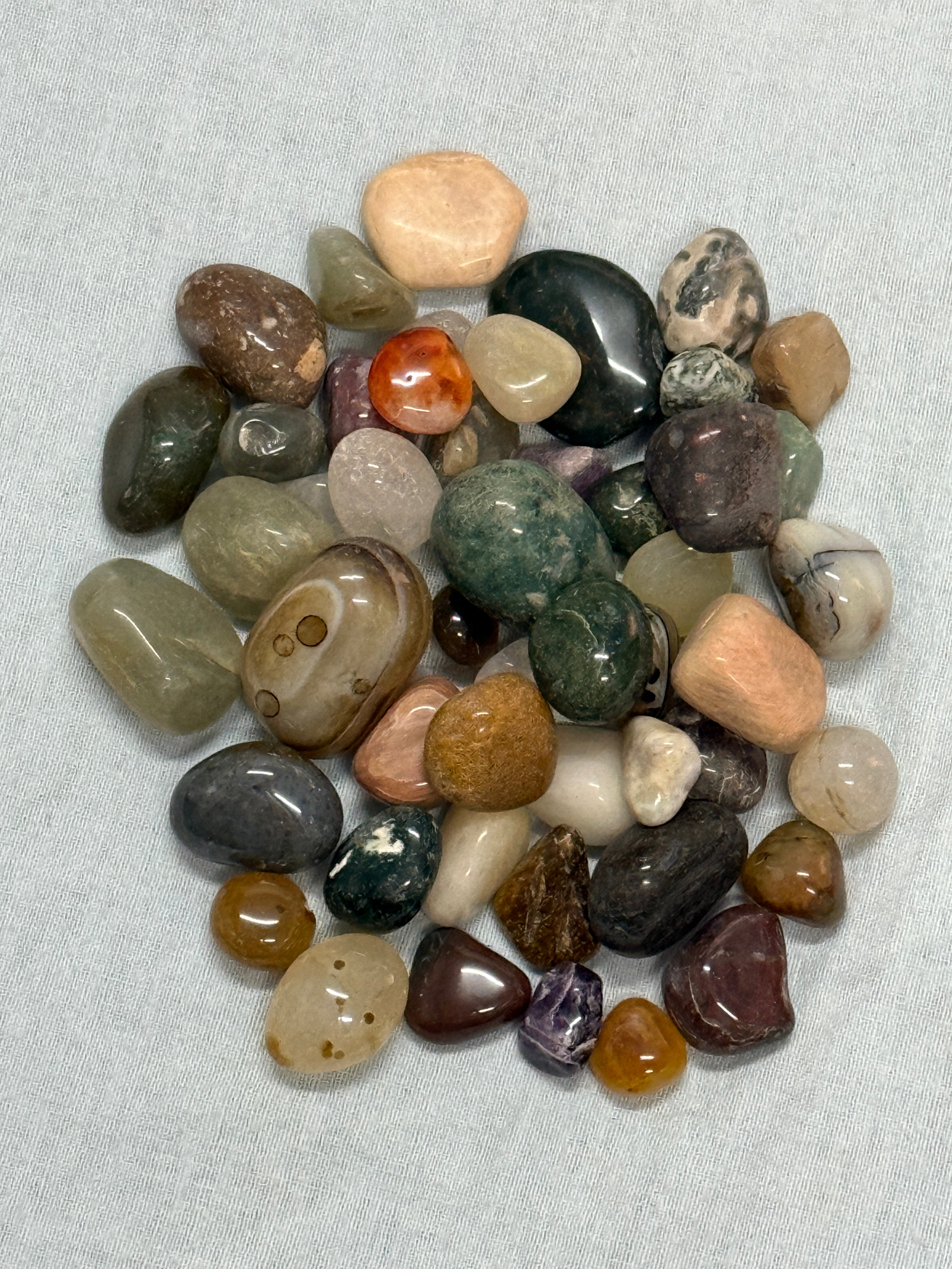 Assorted Tumbled Agate Stones – Bulk Set for Collectors & Crafters