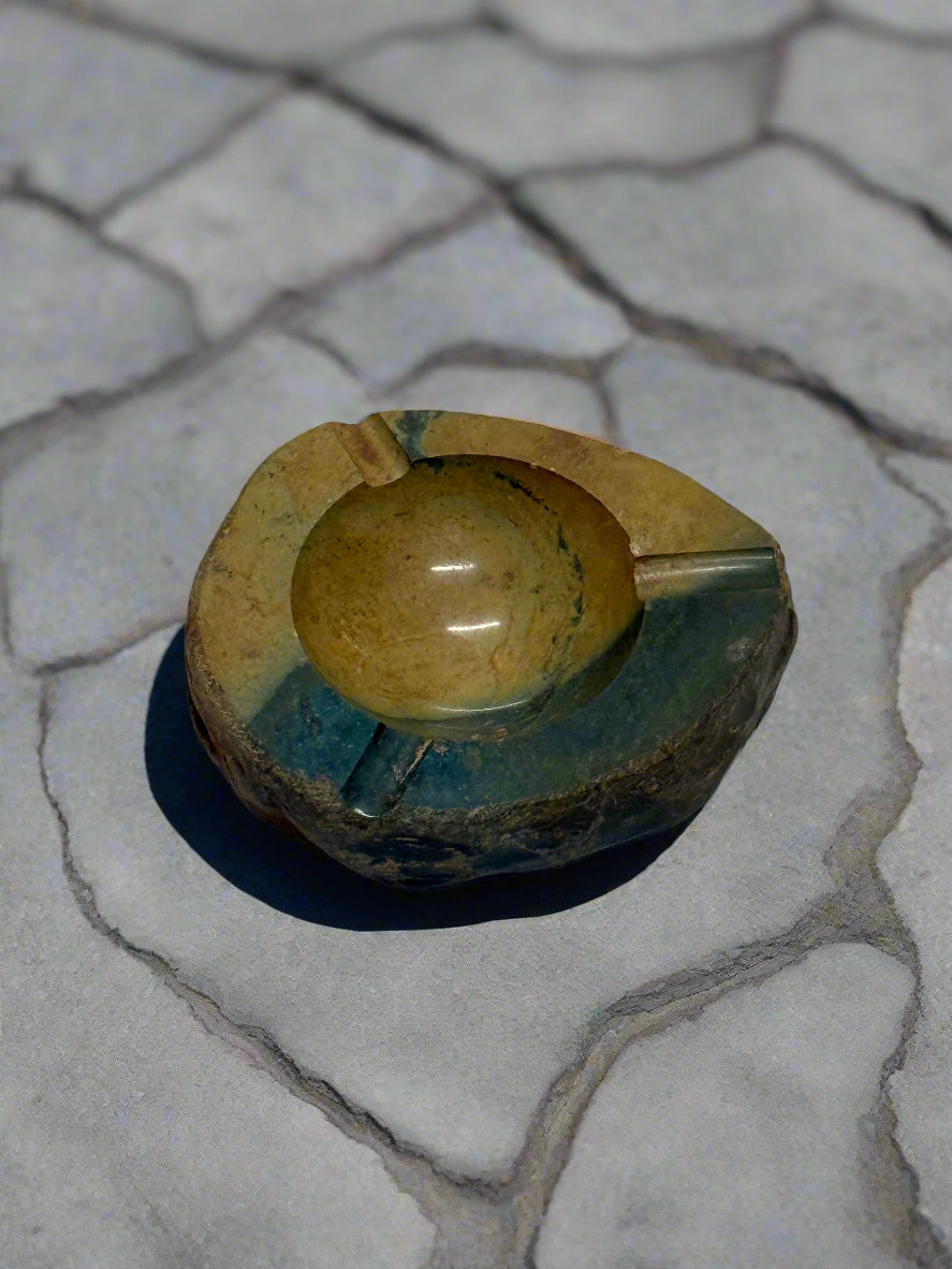 Agate Ashtray for Smokers – Handmade Natural Stone
