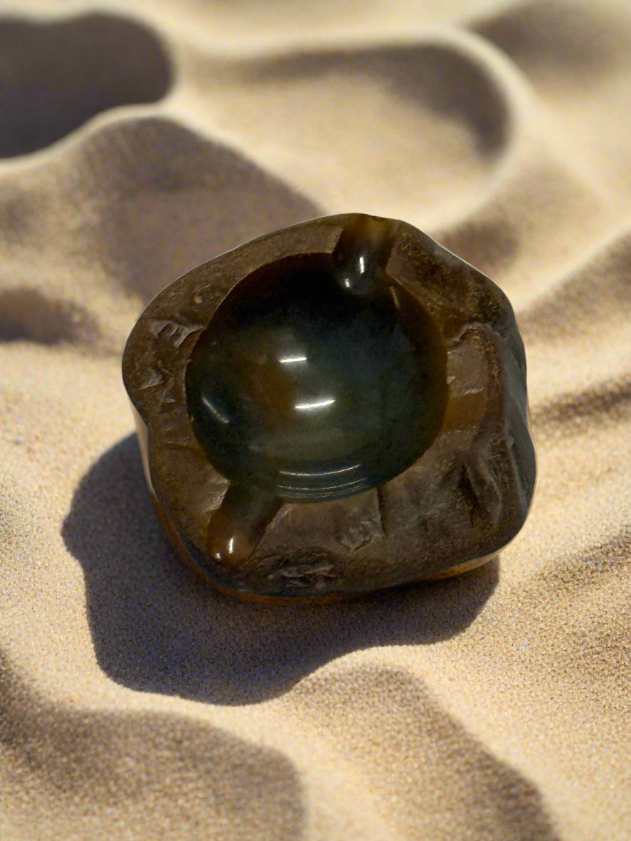 Decorative Agate Ashtray (assorted) – Unique Crystal Smoking Accessory