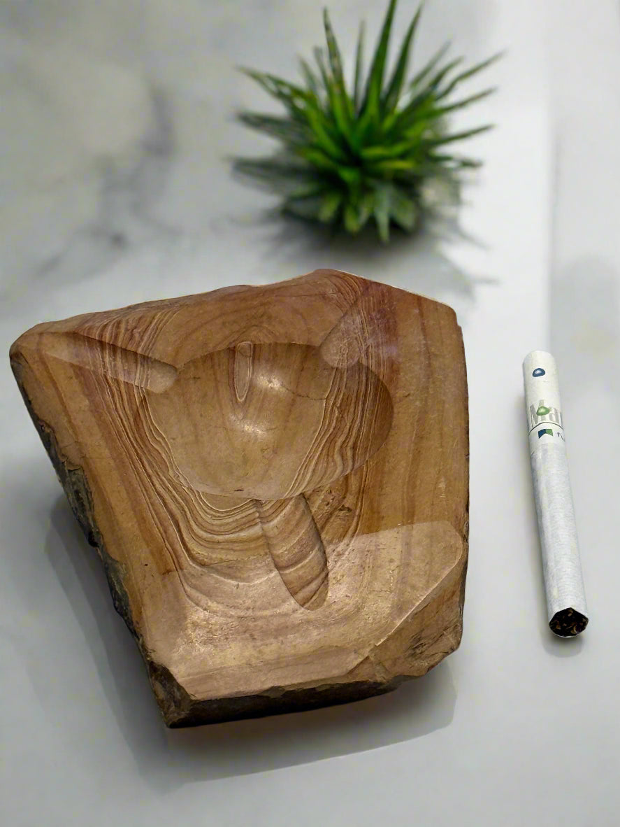 Handcrafted Agate Stone Ashtray – Unique & Stylish