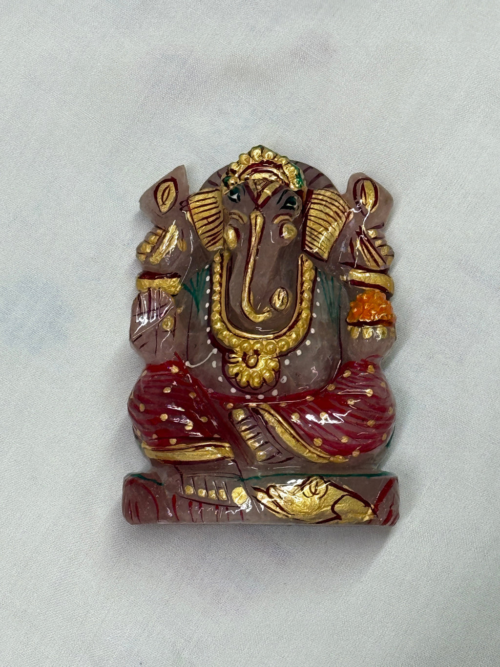 Agate Stone Lord Ganesha Idol – Handcrafted & Colorful Divine Art (Rose Quartz)