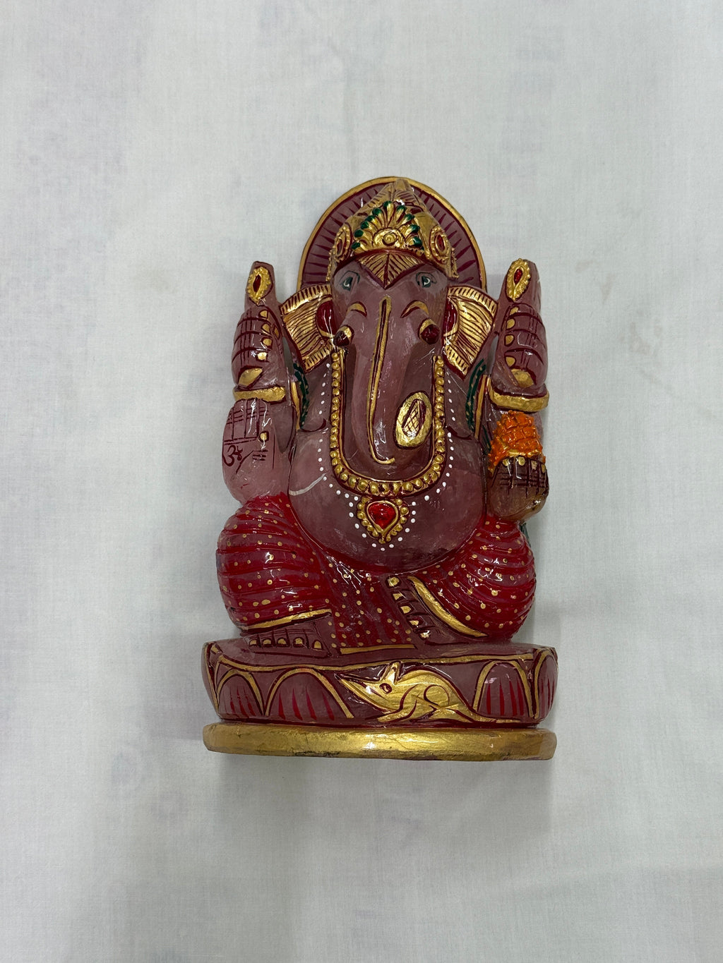 Agate Stone Lord Ganesha Idol – Handcrafted & Colorful Divine Art (Rose Quartz)